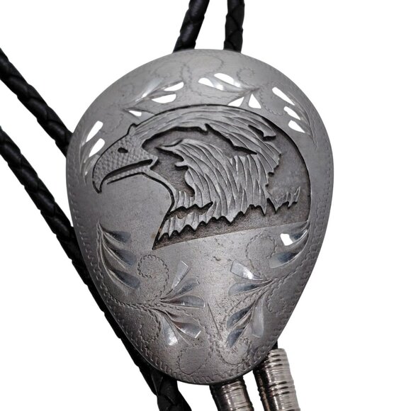 Eagle head bolo tie black leather silver tone metal - Picture 1 of 4